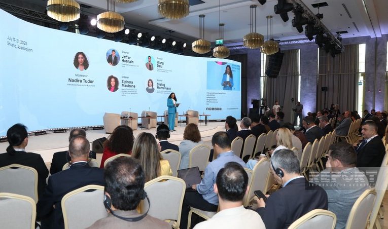 Beynəlxalq mətbuat Prezidentin Media Forumda çıxışına geniş yer verib