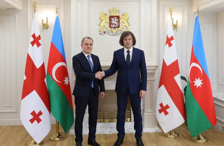 Ceyhun Bayramov Kobaxidze ilə görüşdü