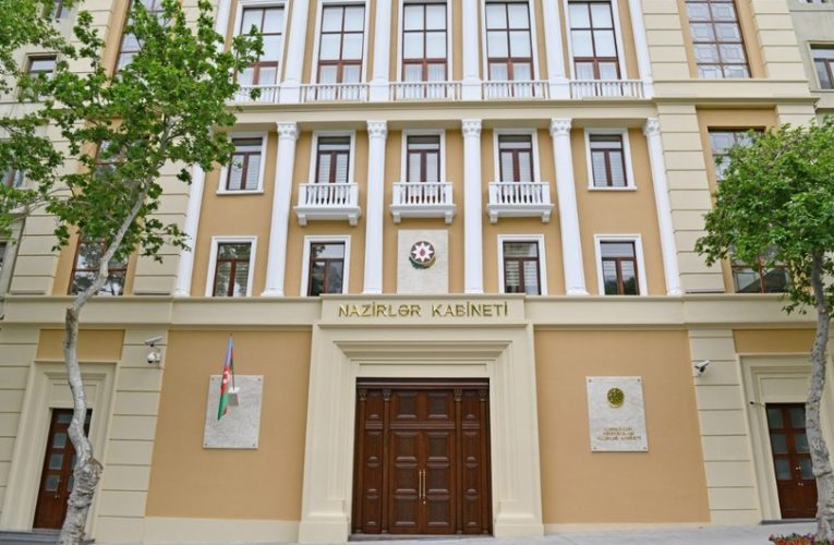 Nazirlərin qəbuluna düşmək istəyənlərin NƏZƏRİNƏ!