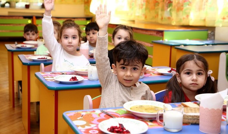 Rus bölməsi üzrə məktəbəhazırlıq qruplarına sərbəst qaydada məktəb və müəllim seçiminə başlanılıb