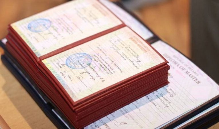 Ötən ay xaricdə təhsil almış 46 nəfərin diplomu tanınmayıb