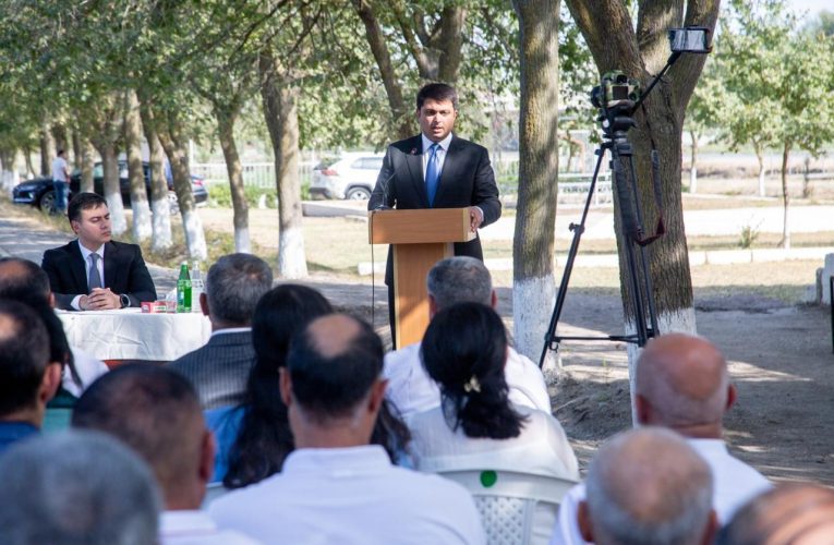 Aktual
                                                
                                                    7 Avqust 2025, 11:18                                                
                                            
                                            
                                                
Neftçalanın icra başçısı səyyar görüş keçirib – FOTO