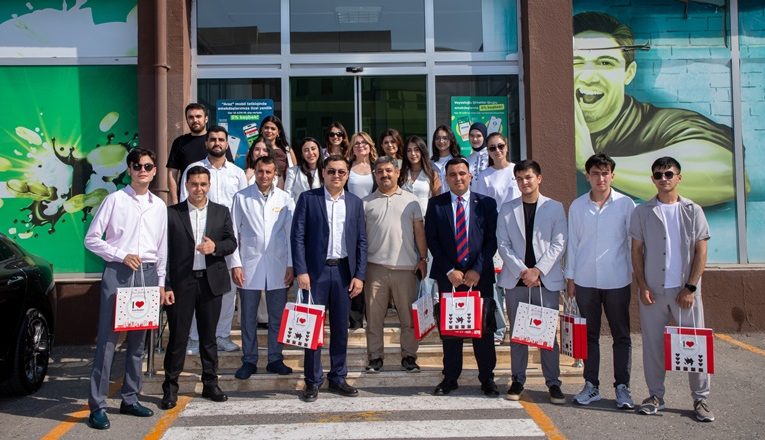 Aktual
                                                
                                                    11 Avqust 2025, 17:23                                                
                                            
                                            
                                                
Özbəkistanlı tələbələr “Ulduz” Şokolad Fabrikində təcrübə keçdilər