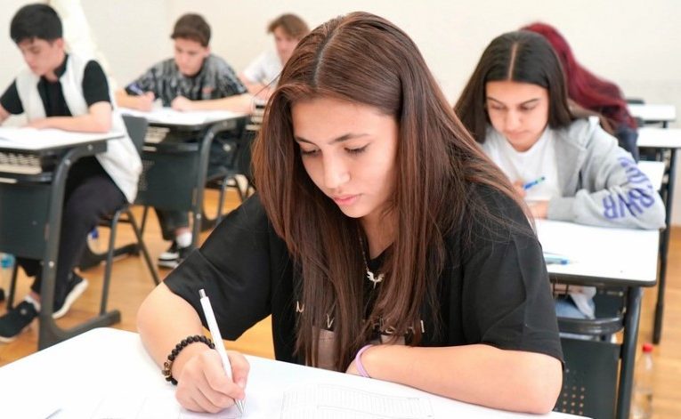 Ali məktəblərə ixtisas seçimində hansı qrup öndə gedir? – SİYAHI