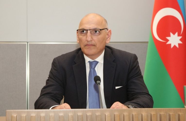 Bakı Ermənistan Konstitusiyasına dəyişikliklərin ediləcəyini gözləyir