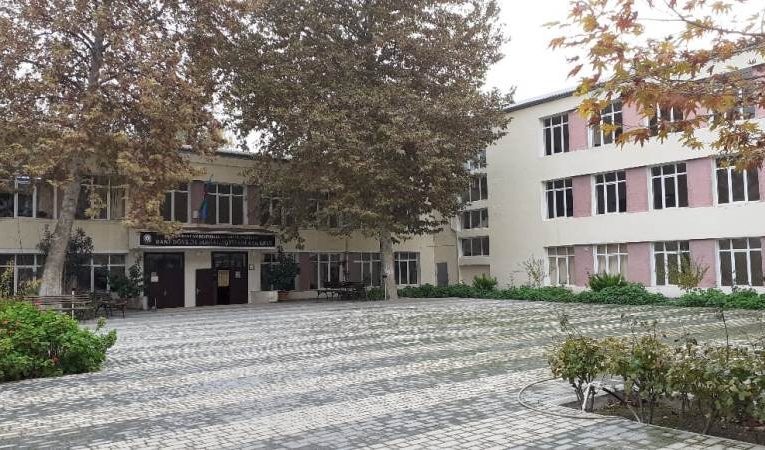 Kollecdə qalmaqal – Direktor hüquqşünası məhkəməyə verdi