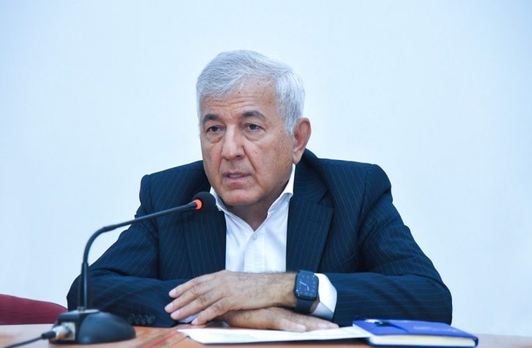 Təhsil
                                                
                                                    13 Avqust 2025, 11:59                                                
                                            
                                            
                                                
BMU rektoru bu tələbələrlə görüşdü – FOTOLAR