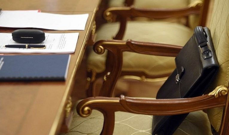 Səs yazısı yayılan məktəb direktoru vəzifəsindən azad edilib