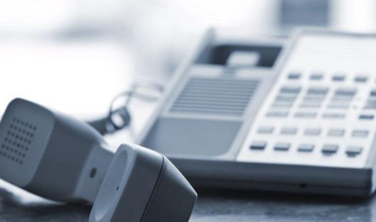 Azərbaycanda evə telefon çəkdirmək 30 manata başa gələcək