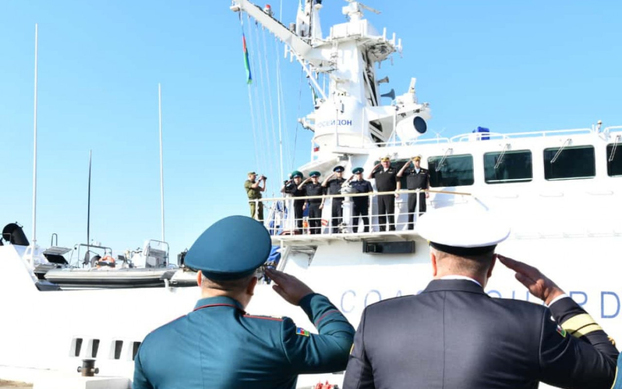 Rusiyanın sərhəd gəmisi Bakıya gəldi – FOTOLAR