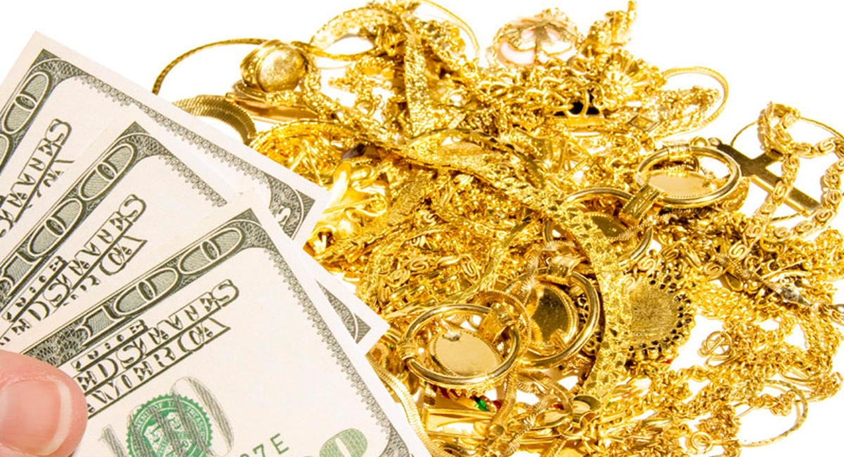 Evlərdən 12 min manatlıq qızıl oğurlandı