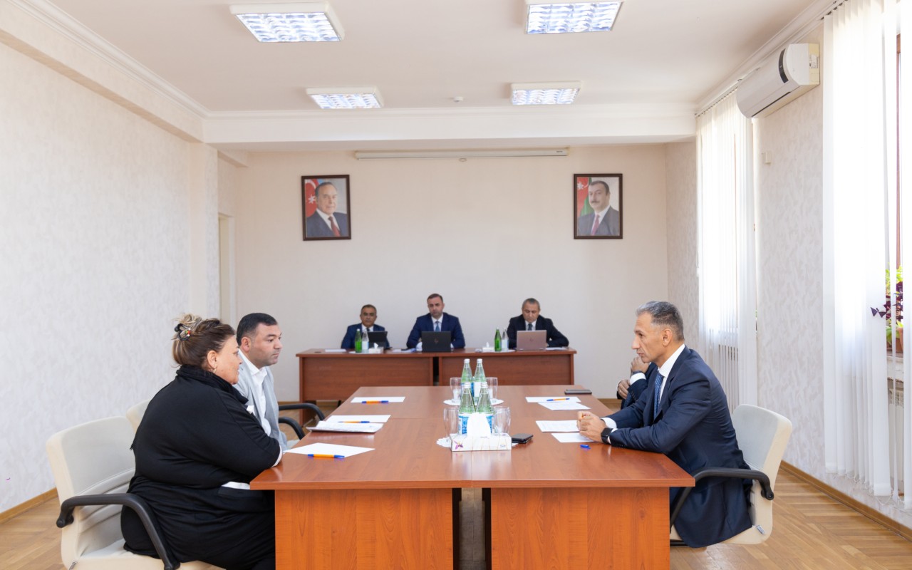 Aktual
                                                
                                                    26 Sentyabr 2025, 17:33                                                
                                            
                                            
                                                
Nazir Rəşad Nəbiyev Oğuzda vətəndaşları qəbul edib – FOTOLAR