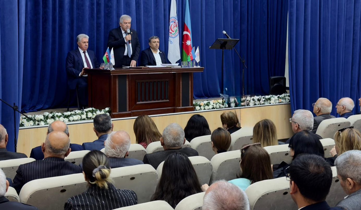 VHP Ali Məclisinin yeni sədri seçildi