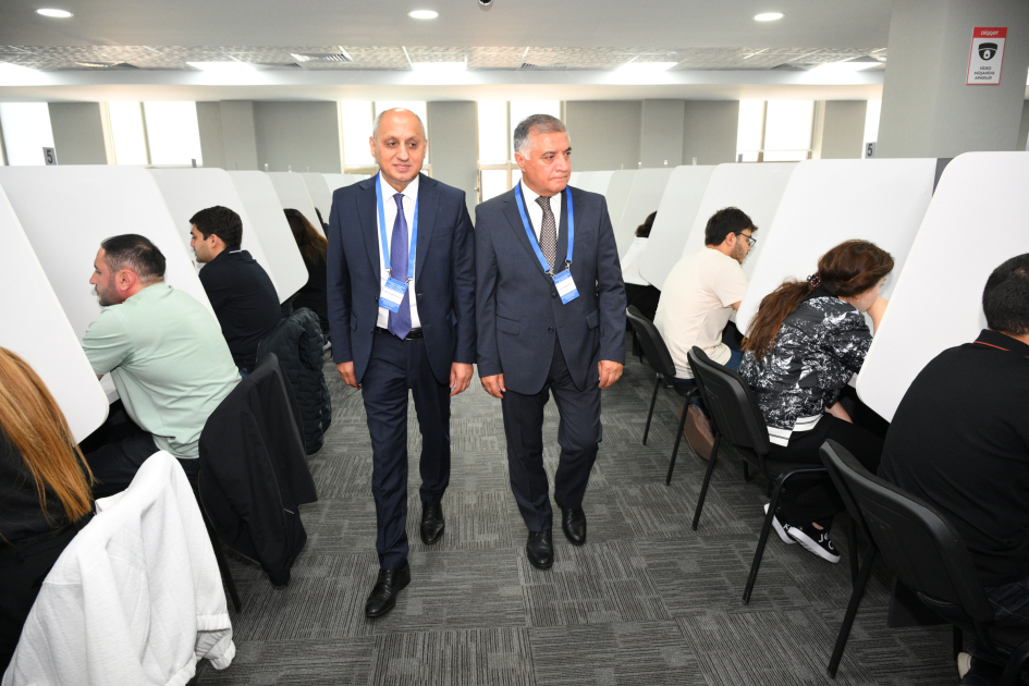 Prokurorluq orqanlarına test imtahanı keçirilib – FOTO