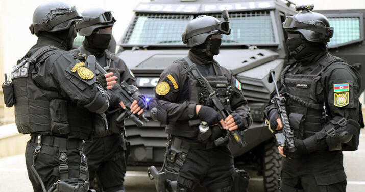 Polisə müqavimət göstərən şübhəli şəxs saxlanıldı