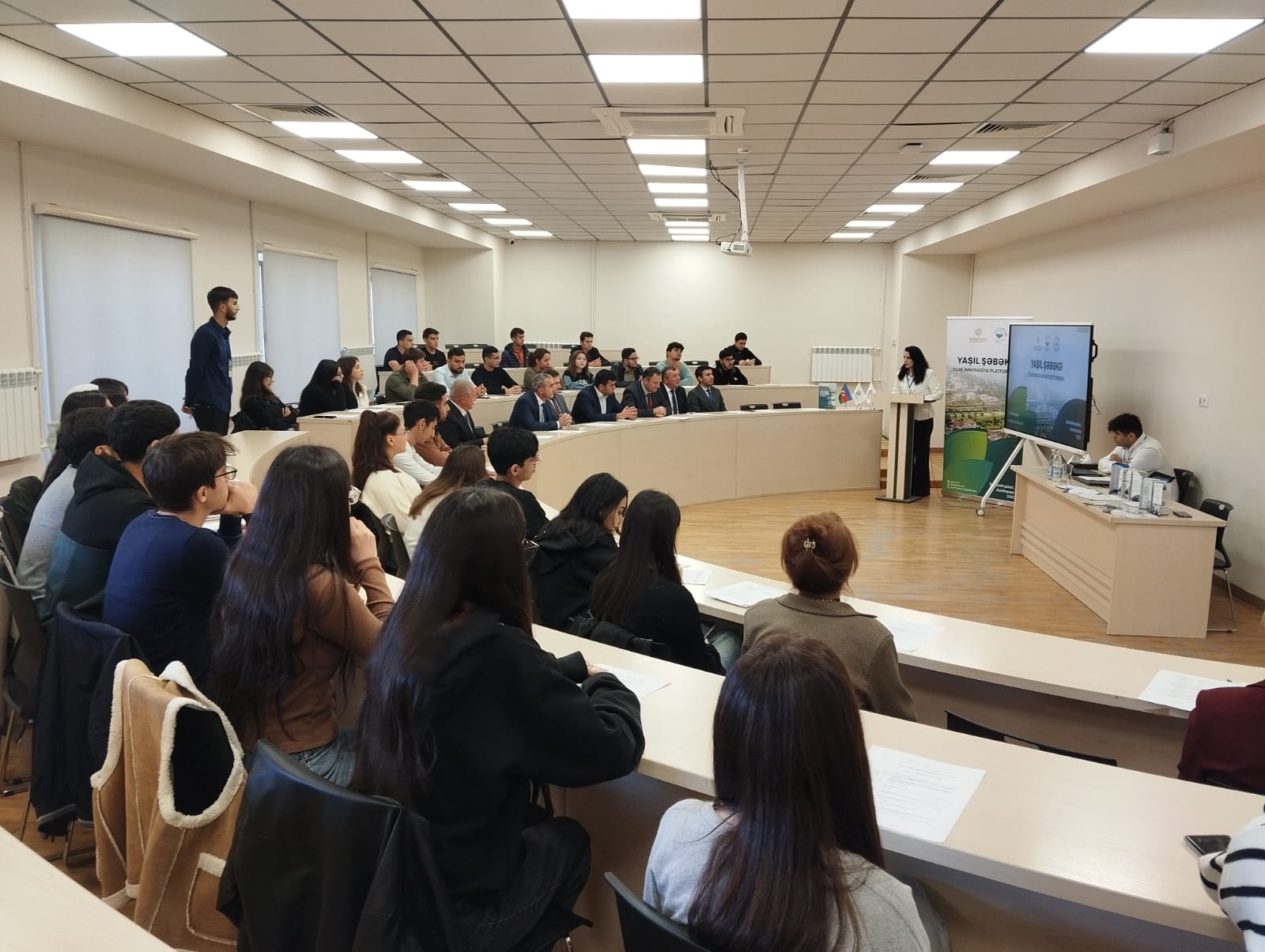 Aktual
                                                
                                                    23 Oktyabr 2025, 14:32                                                
                                            
                                            
                                                
Xankəndidə “Yaşıl şəbəkə: Elmi İnnovasiya platforması” layihəsinin açılışı olub – FOTO 