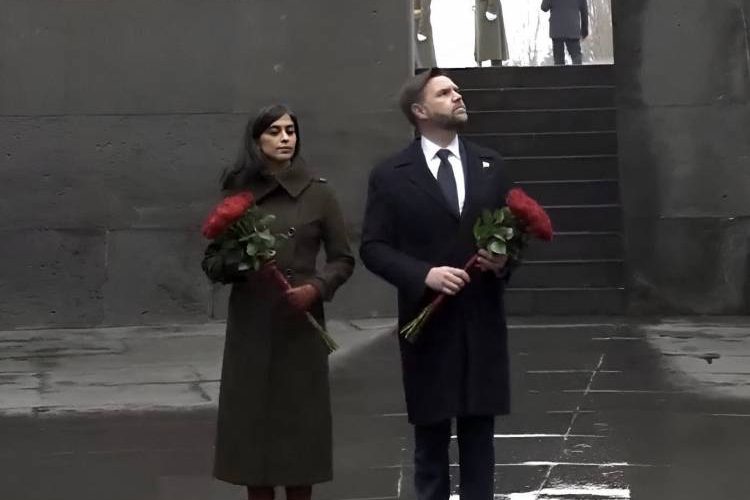 Vens “erməni soyqırımı” barədə paylaşımını sildi – FOTO