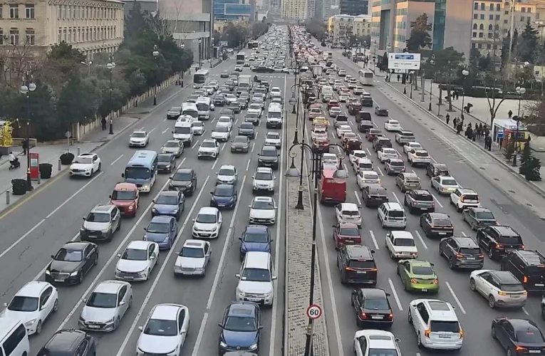 Paytaxtın hansı küçələrində sıxlıq var? 