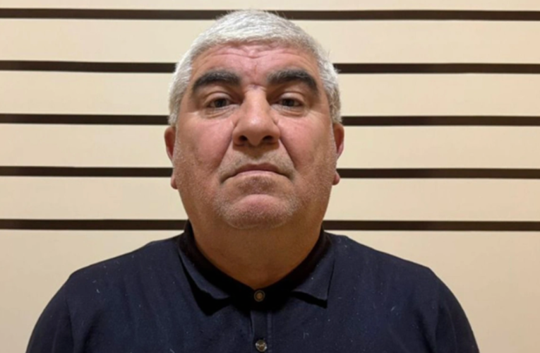 214 min manat ələ keçirən idman müəlliminə hökm oxundu