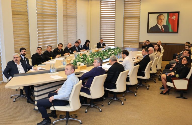 Aktual
                                                
                                                    19 Fevral 2026, 15:23                                                
                                            
                                            
                                                
Gəmiçilik sahəsi müzakirə edildi – FOTOLAR