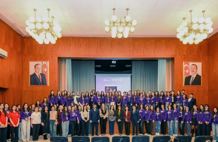 Aktual
                                                
                                                    Bu gün, 15:14                                                
                                            
                                            
                                                
"Azercell"in dəstəyi ilə yeni layihəyə start verilib – FOTO