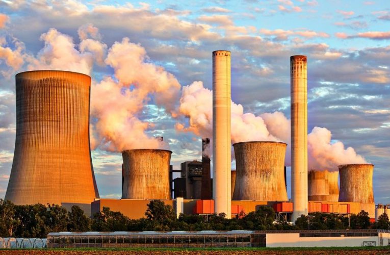 Aktual
                                                
                                                    Bu gün, 12:51                                                
                                            
                                            
                                                
Atom enerjisinin qayıdışı: Qorxu, zərurət və yeni geosiyasət