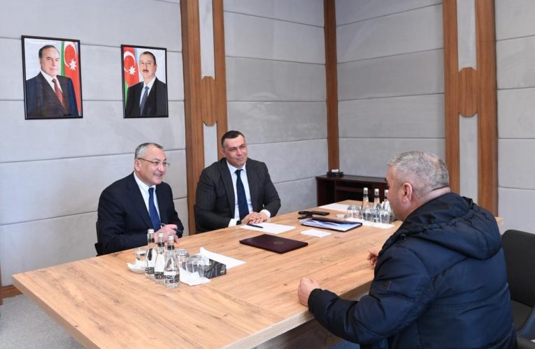 Aktual
                                                
                                                    Bu gün, 14:45                                                
                                            
                                            
                                                
Cəbrayıl şəhərində vətəndaşların müraciətləri dinlənilib – FOTO