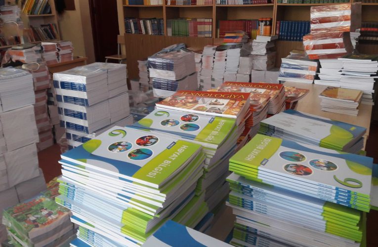 Yeni dərsliklər hazırlanır