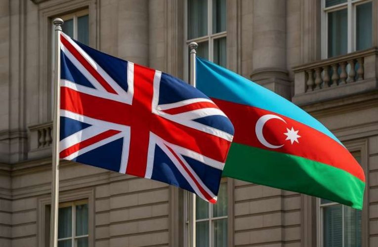 Britaniyalı nazir Naxçıvanla bağlı suala cavab verdi