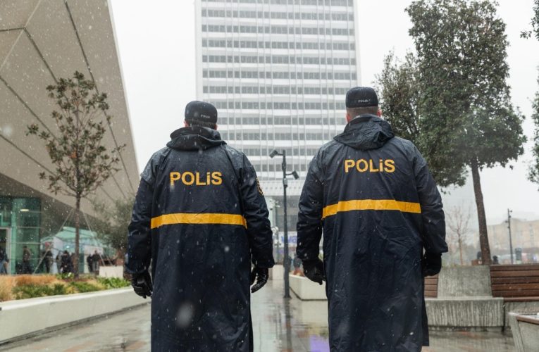 Polis 763 çağırışa gedib – FOTOLAR