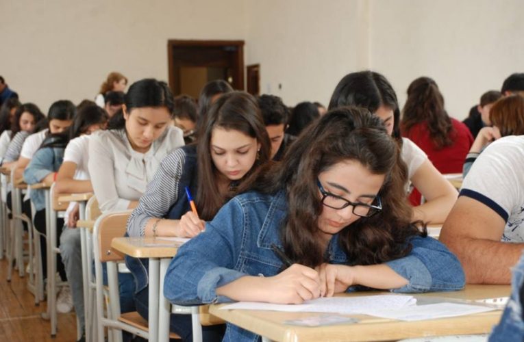 Bazar günü 50 min şagird buraxılış imtahanı verəcək