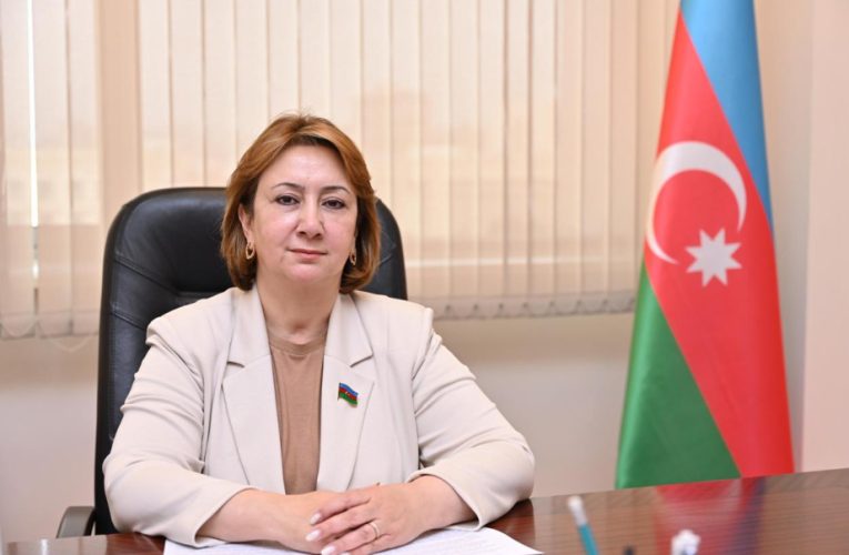 Təhsil
                                                
                                                    2 Aprel 2026, 23:01                                                
                                            
                                            
                                                
Təhsildə Mədəniyyət Konsepsiyası: Nədən başlamalı?