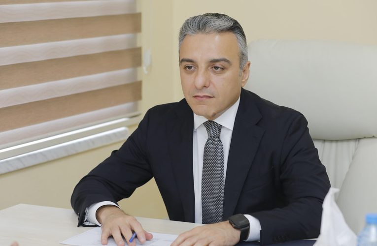 Dövlət qurumunda idarə rəisləri işdən çıxarıldı