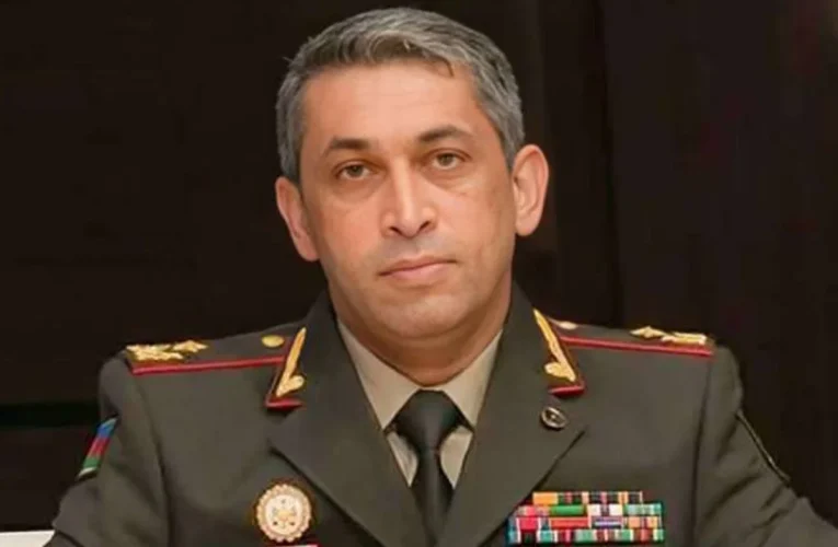 General Müşfiq Məmmədov təqaüdə göndərildi