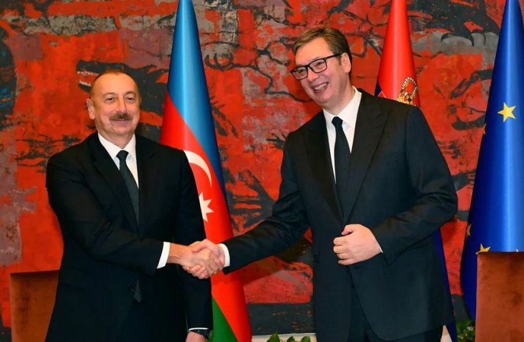 İlham Əliyev Vuçiçlə telefonla DANIŞDI