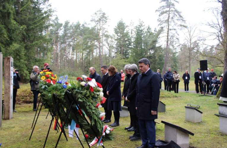 Almaniyada azərbaycanlı əsirlərin xatirə lövhəsi qoyuldu – FOTO
