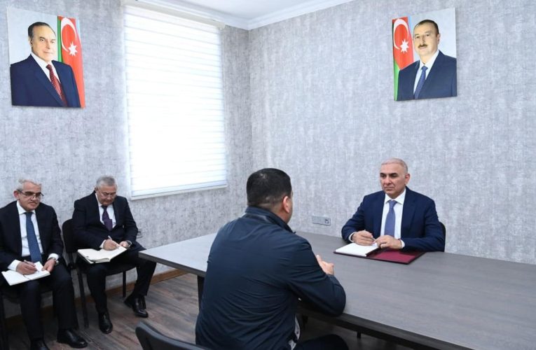 Aktual
                                                
                                                    24 Aprel 2026, 17:11                                                
                                            
                                            
                                                
Vüqar Əhmədov Şuşada vətəndaşları qəbul edib