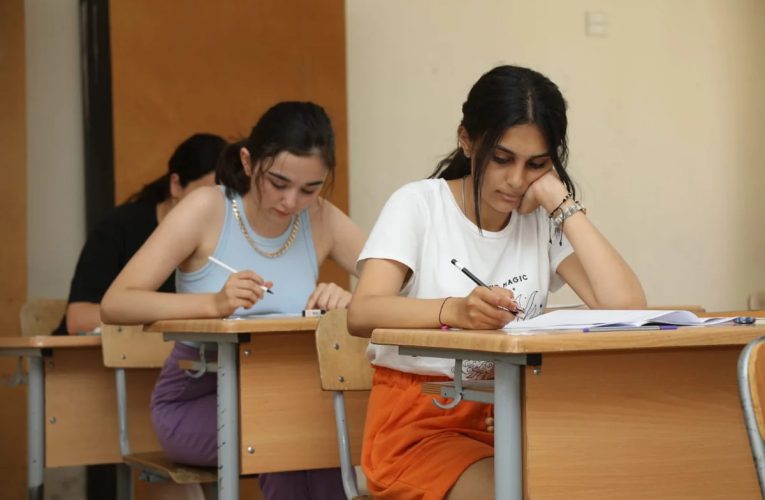 Bazar günü Azərbaycan dili fənni üzrə imtahan keçiriləcək