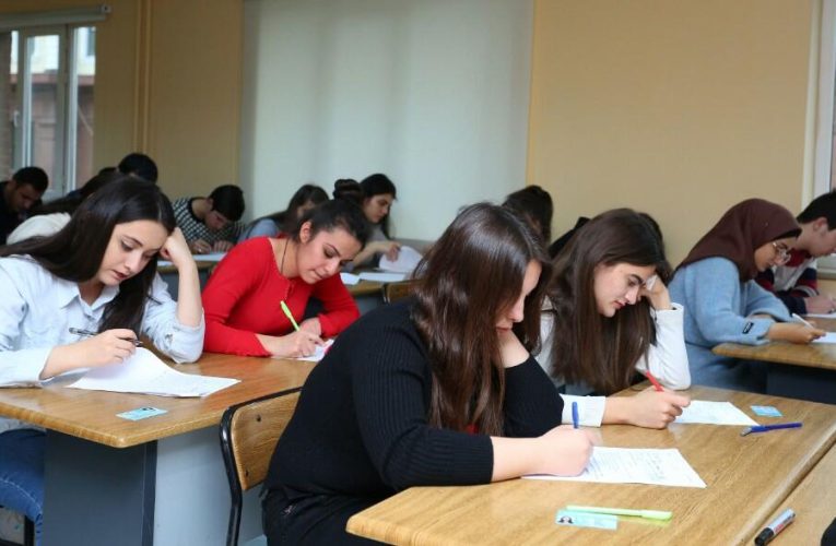 Qəbul imtahanına qeydiyyat başa çatdı