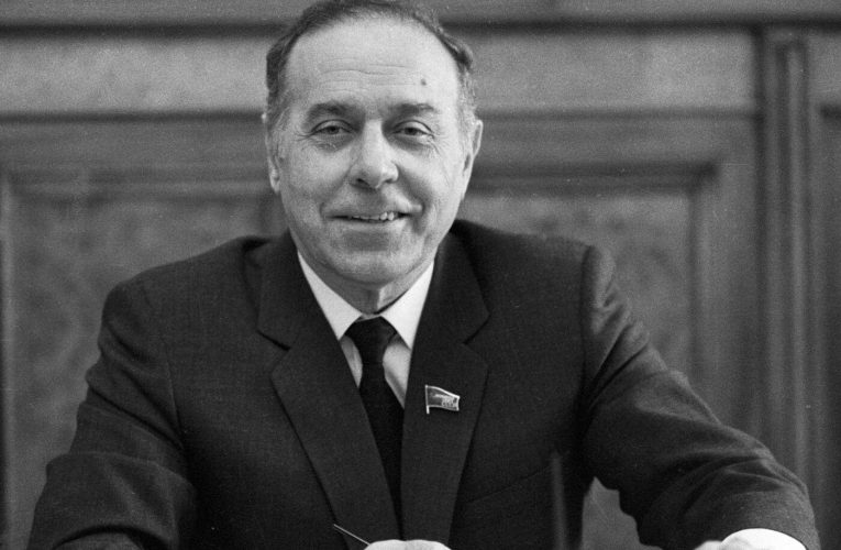 Heydər Əliyev dövlətçilik ənənələrinə əvəzolunmaz töhfələr vermiş görkəmli dövlət xadimidir – Samir Nuriyev