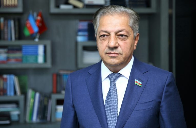 Aktual
                                                
                                                    Bu gün, 10:36                                                
                                            
                                            
                                                
Fransa 30 il ərzində bu problemin həllinə ciddi maneə törədib – VİDEO