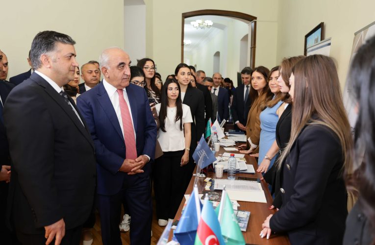 Aktual
                                                
                                                    Bu gün, 15:28                                                
                                            
                                            
                                                
UNEC-də Karyera və əmək yarmarkası keçirilib