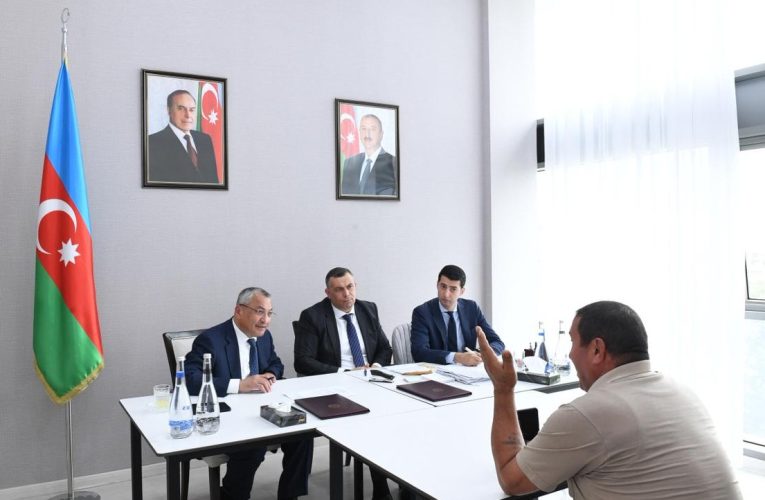 Aktual
                                                
                                                    15 May 2026, 17:18                                                
                                            
                                            
                                                
Rövşən Rzayev Ağdamda qəbul keçirdi – FOTO