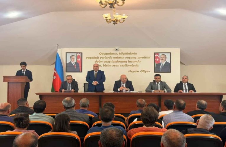 Aktual
                                                
                                                    Bu gün, 16:12                                                
                                            
                                            
                                                
Xocalı və Şuşa sakinləri ilə maarifləndirici söhbət aparıldı – FOTO