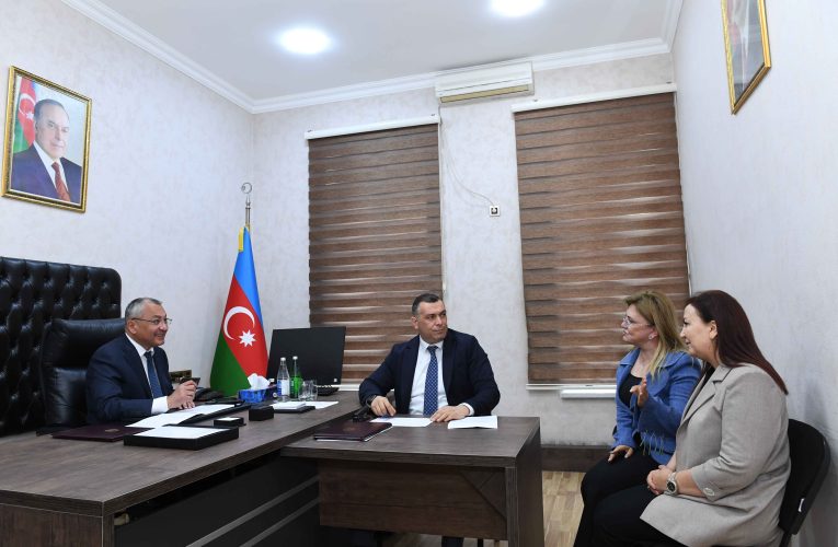 Aktual
                                                
                                                    Bu gün, 14:55                                                
                                            
                                            
                                                
Dövlət Komitəsində vətəndaş qəbulu keçirilib – FOTO