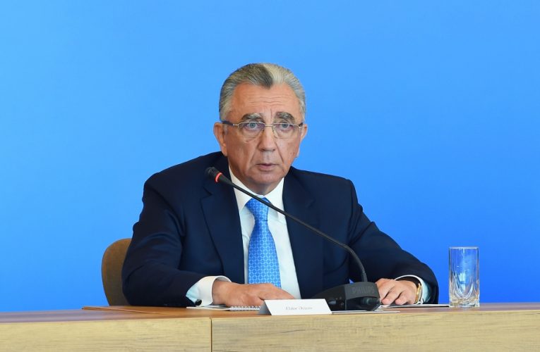 Bakının əhalisi 3 milyondan çoxdur – Eldar Əzizov