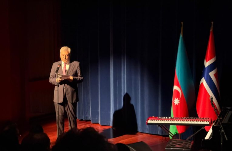 Aktual
                                                
                                                    Bu gün, 12:02                                                
                                            
                                            
                                                
Osloda Azərbaycanın Müstəqillik Günü qeyd olundu – FOTO
