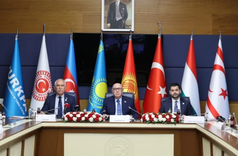 Aktual
                                                
                                                    21 May 2026, 17:10                                                
                                            
                                            
                                                
Ankarada Əhliman Əmiraslanovun sədrliyi ilə iclas keçirildi – FOTOLAR