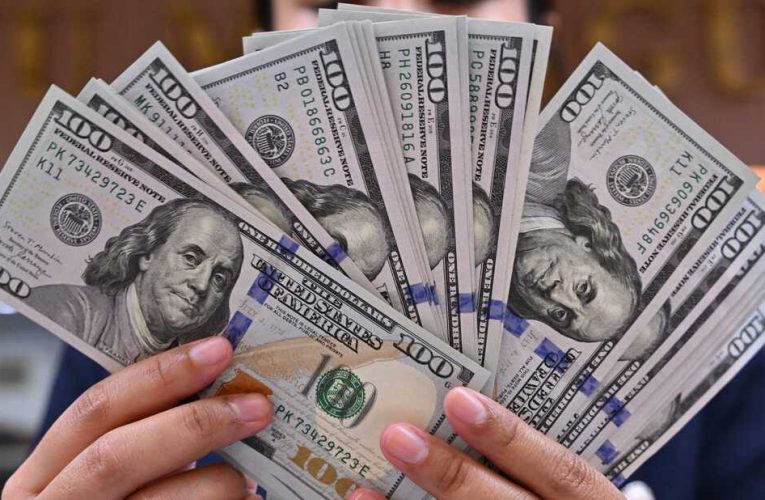 Dünyanın ən varlı ailələri dollardan imtina edir – SƏBƏB