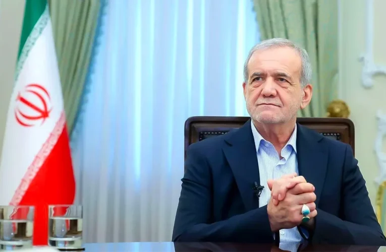 Pezeşkian sabah Pakistana gedir